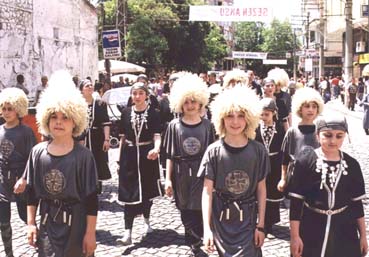 kermes.jpg (34944 bytes)